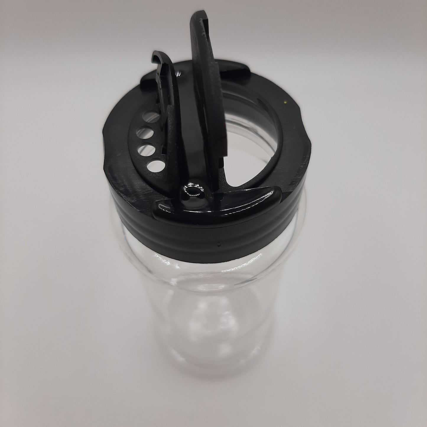 Glitter shaker